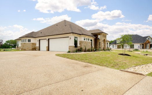 2035 T.H. Jones Mill Way Salado, Texas 76571